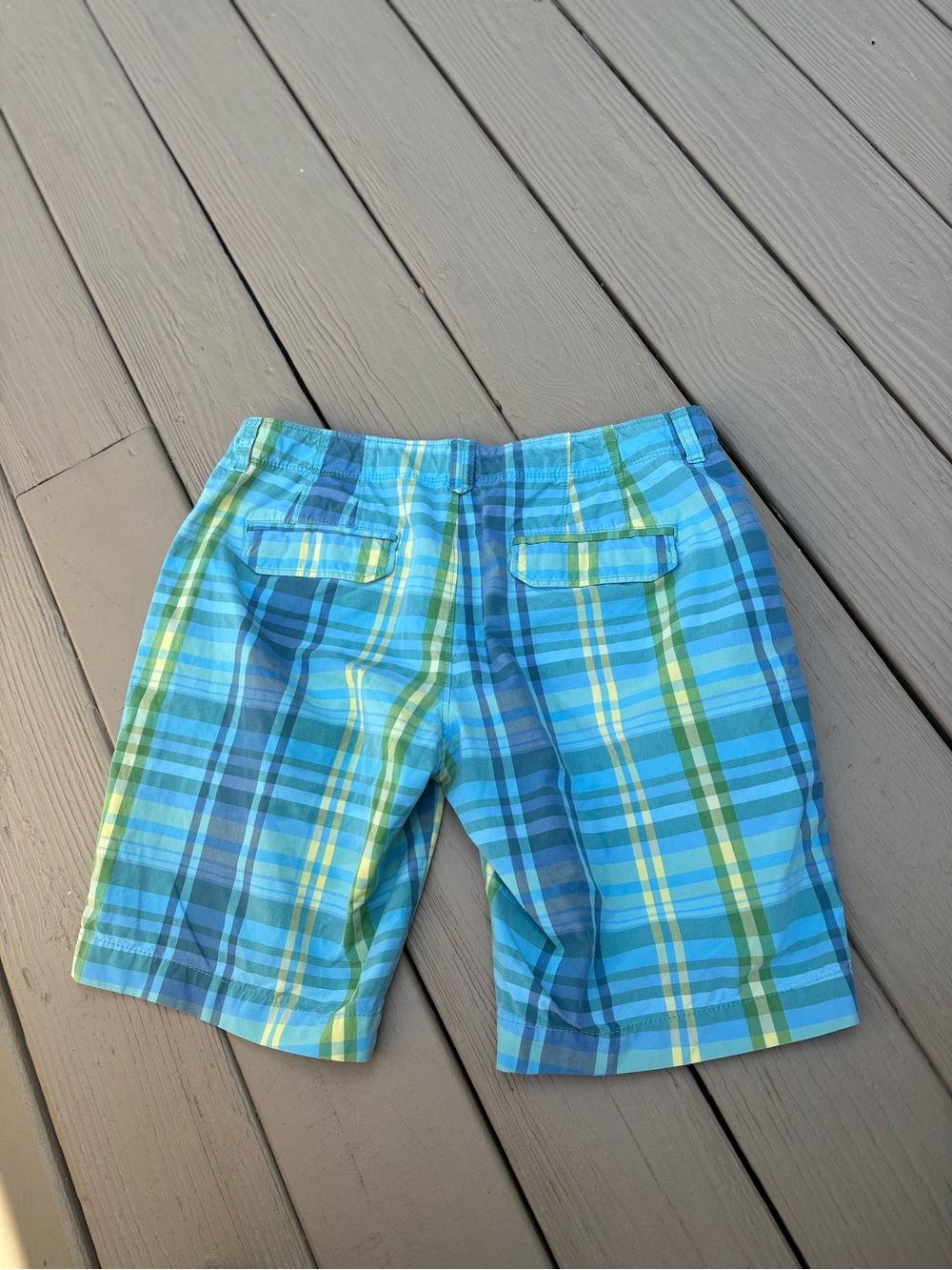 OLD NAVY Blue and Green Plaid Low-Rise Bermuda Shorts, Size: 10 - Picture 2 of 7